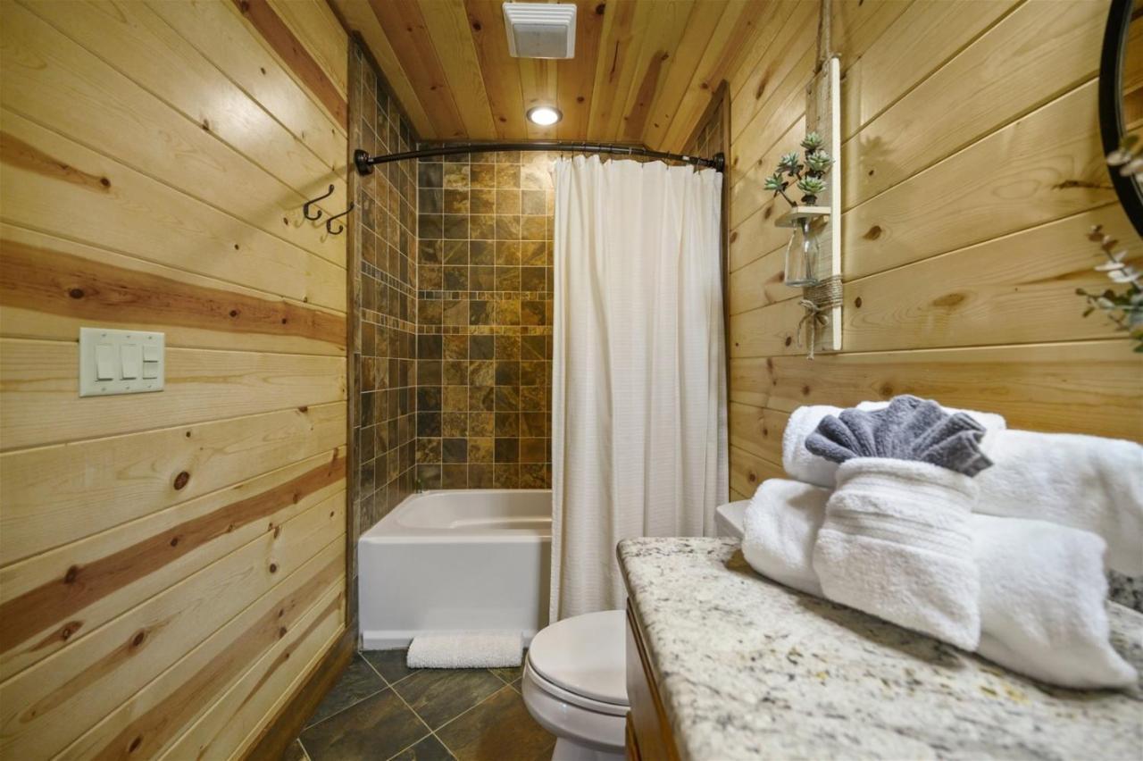 Grand Getaway Villa Броукън Боу Екстериор снимка